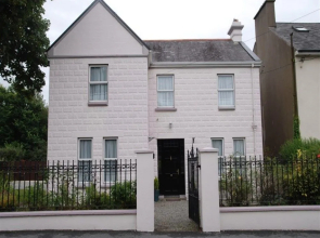 Glenart House