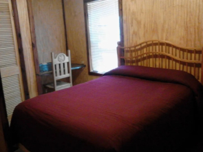 Shady Oaks Cabins & RV Park