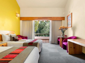 Hotel Rancho San Diego Grand Spa Resort