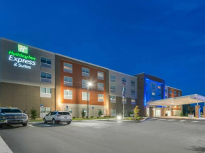 Holiday Inn Express & Suites Ruskin by IHG