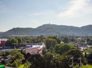 The Thames Pool Access Resort SHA+