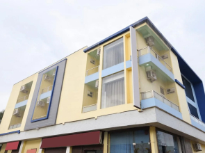 Hotel Om Palace By OYO Rooms