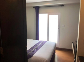 Sawasdee Hotel @ Sukhumvit Soi 8