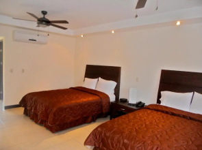 Hotel Las Espuelas, Bar & Restaurant
