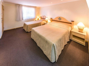 Villa Mirasol Motor Inn