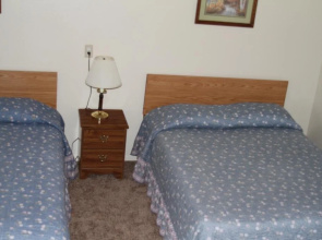 Badlands Hotel and Campground