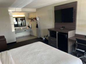 Days Inn by Wyndham Wagoner