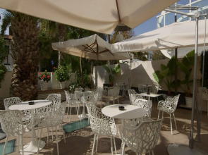 Hotel Select Suites & Spa / Apartments