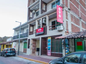 OYO Hotel Posada Lys, Zihuatanejo