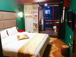 Mo Hotel