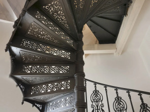 Grandhotel AMBASSADOR National House