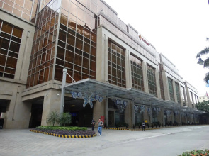 Maxims Tower