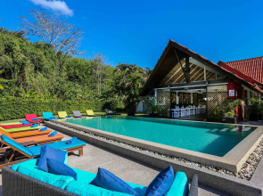 Naiharn Beach Resort