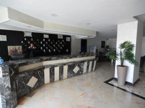 Raiss Hotel