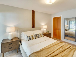 Walk to Main St & Lifts: Ketchum Townhouse!