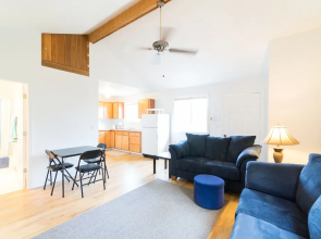 Lee's Place 2 Bedrooms 1 Bathroom Home