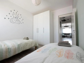 Glabur Stays - The Cozy 2 BDR - Nicosia City, Free Parking & Wifi, Welcomes You!!!