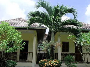 Ron's Bungalow