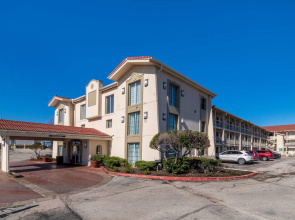 Studio 6 Fort Worth, TX - West Medical Center