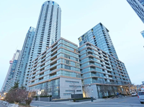 Fabulous Condo in Heart of Downtown