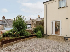 2 Old Talbot Cottages