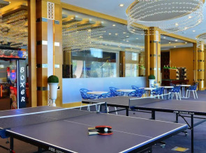 Azura Park Residence