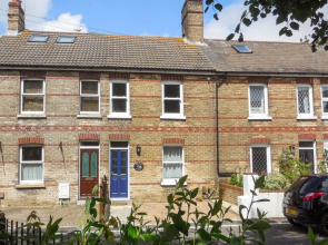 Quayside Cottage- Stone's Throw Away From The Quay