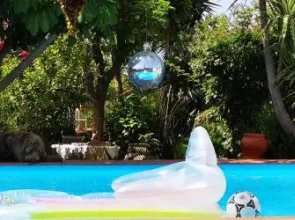 Costa Tropical Oasis