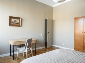 Апартаменты возле метро Лесная