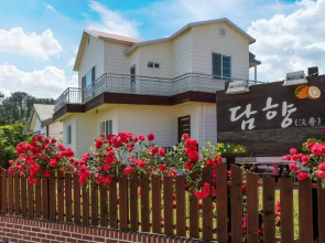 Gajok Pension