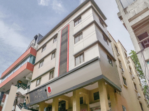 Capital O 15654 Hotel Gajanan Pride