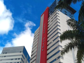 Trade Hotel