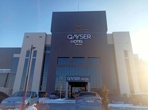 Qayser Hotel Deluxe