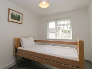 Harcombe House Accessible Pet Free Bungalow Sleeps 5