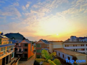 Fuxian Lake Yudu Inn (Lunchong Scenic Area Branch)