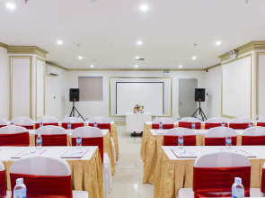 Paris Nha Trang Hotel & Apartment