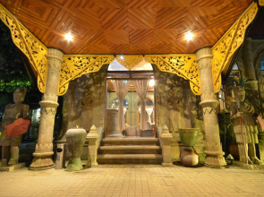 Mrauk-U Shwe Thazin Hotel
