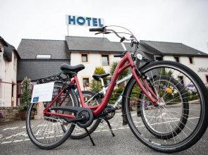 Brit Hotel Le Branhoc