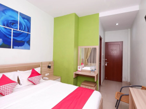 Mawar Indah Hotel by Oyo Rooms