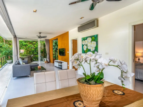 Luxury 2Bedroom Tropical Apartment