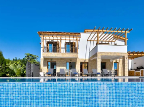 Beautiful Villa With Great Outside Space - Meo Aphrodite Hills Resort