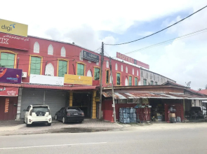 OYO 897799 Jembal Dynasty Inn