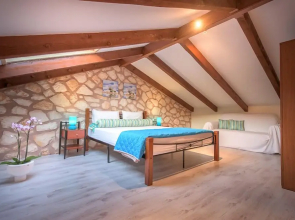 Limneon Villas