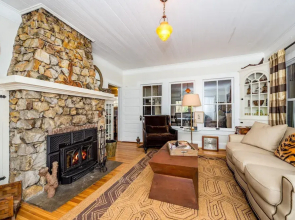 39 Maney Lane Home 3 Bedrooms 1 Bathroom Home