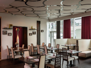 Отель Park Inn by Radisson Meriton Conference & Spa Tallinn