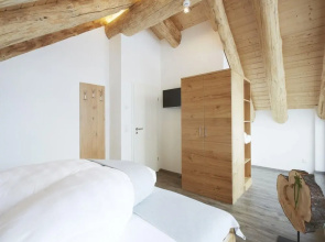 Chalet in Ladis by Ski Slope & Sonnenbahn