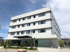 Capital O 827 Speciale Hotel