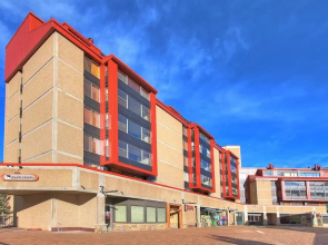 VS645H Village Square 1Br 1Ba Hotel Room
