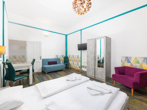 Amber Gardenview Studios