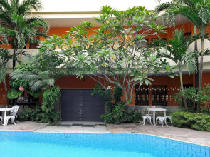 VIP Hotel (SG Clean Certified)